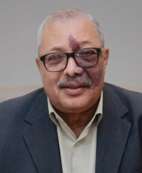 عبدالحكيم محمد باقيس